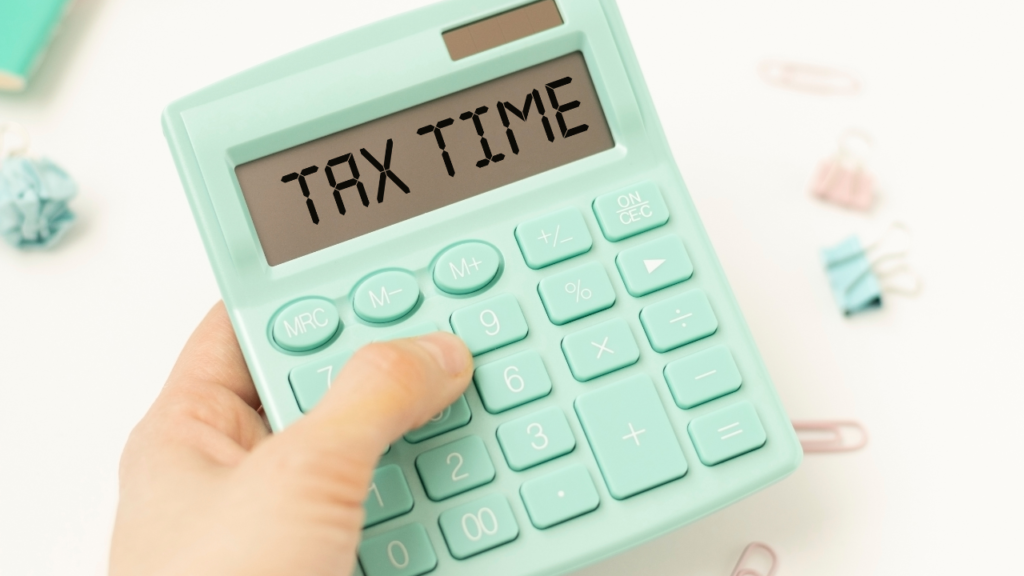End Of Tax Year Essential Checklist end-of-tax-year-essential-checklist